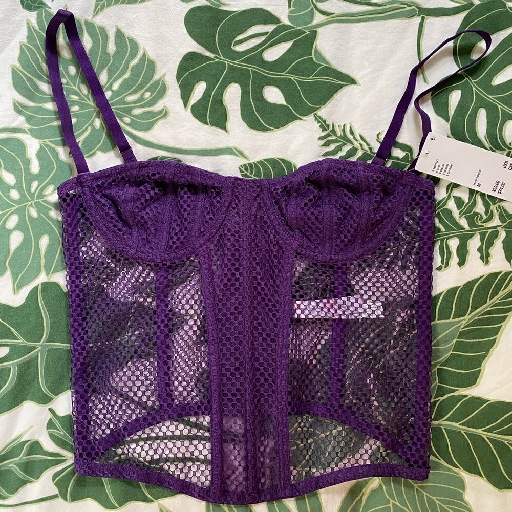 uo fishnet corset - Picture 2 of 7